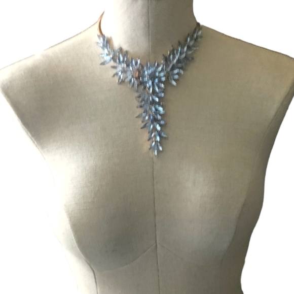 Statement necklace - Picture 3 of 4